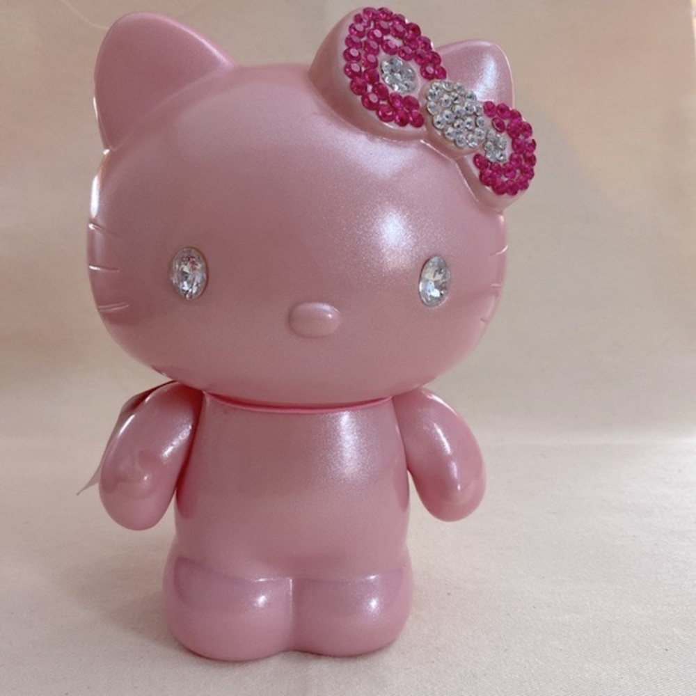 Hello Kitty 35th Anniversary Bank NWT - Picture 13 of 13